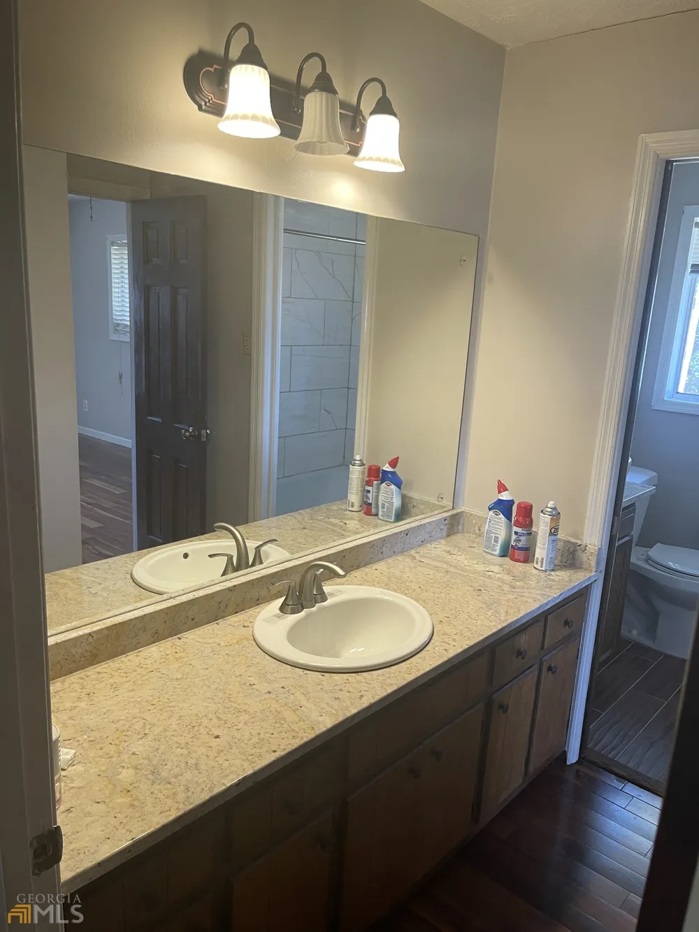 1088 Sherrington DR Stone Mountain, GA 30083