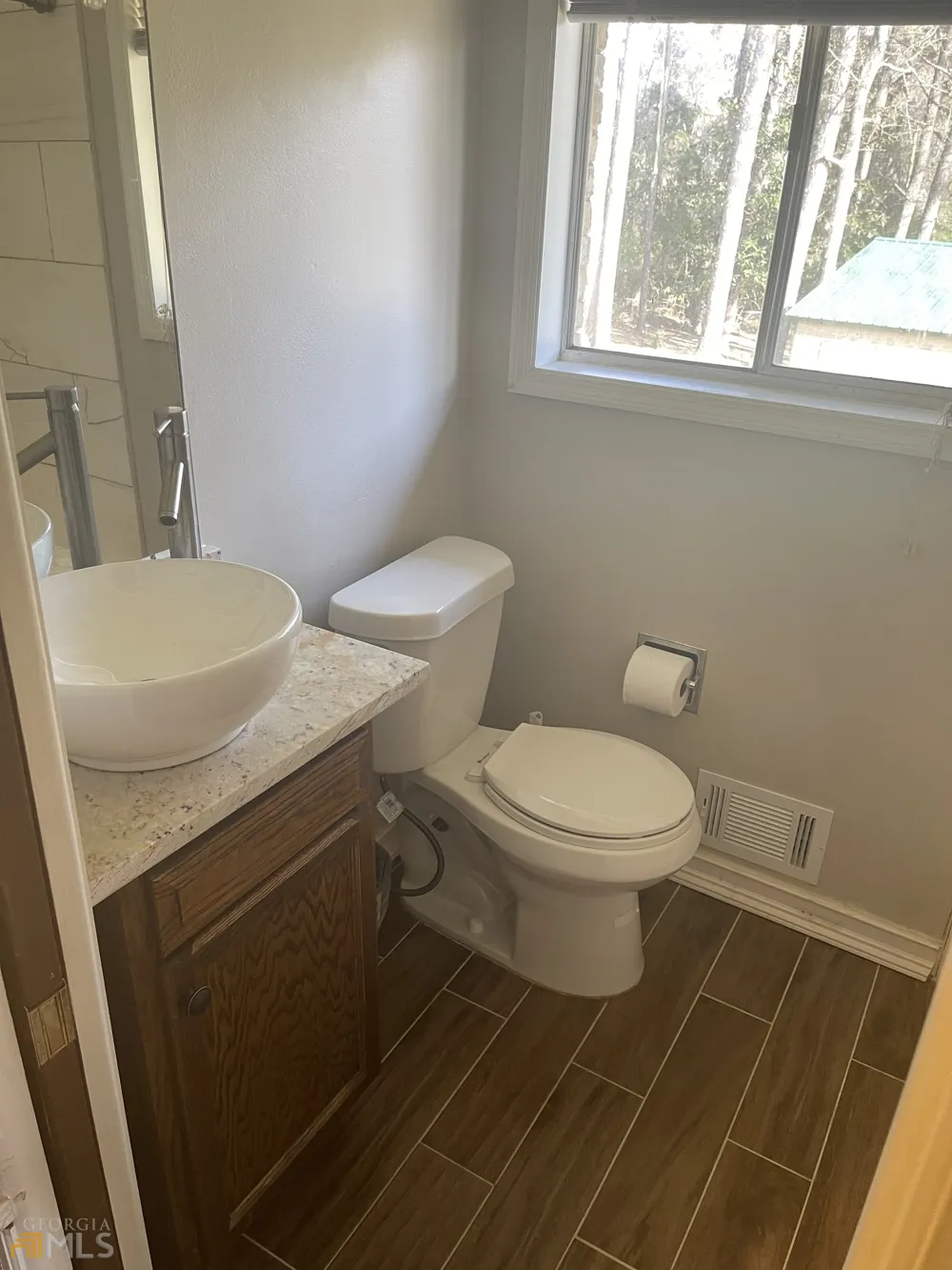 1088 Sherrington DR Stone Mountain, GA 30083