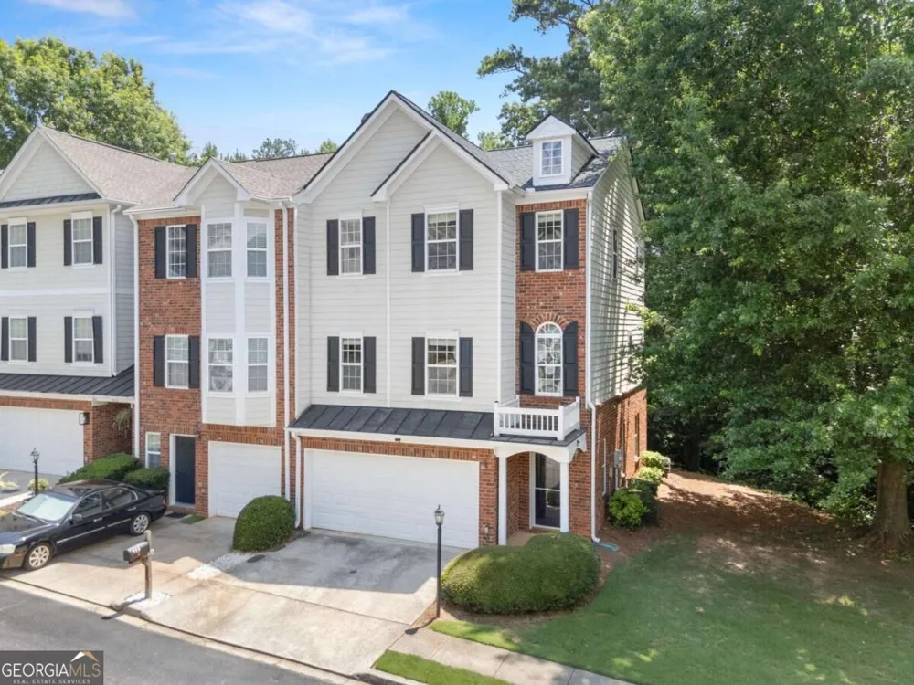 446 Sandtrap LN Buford, GA 30518