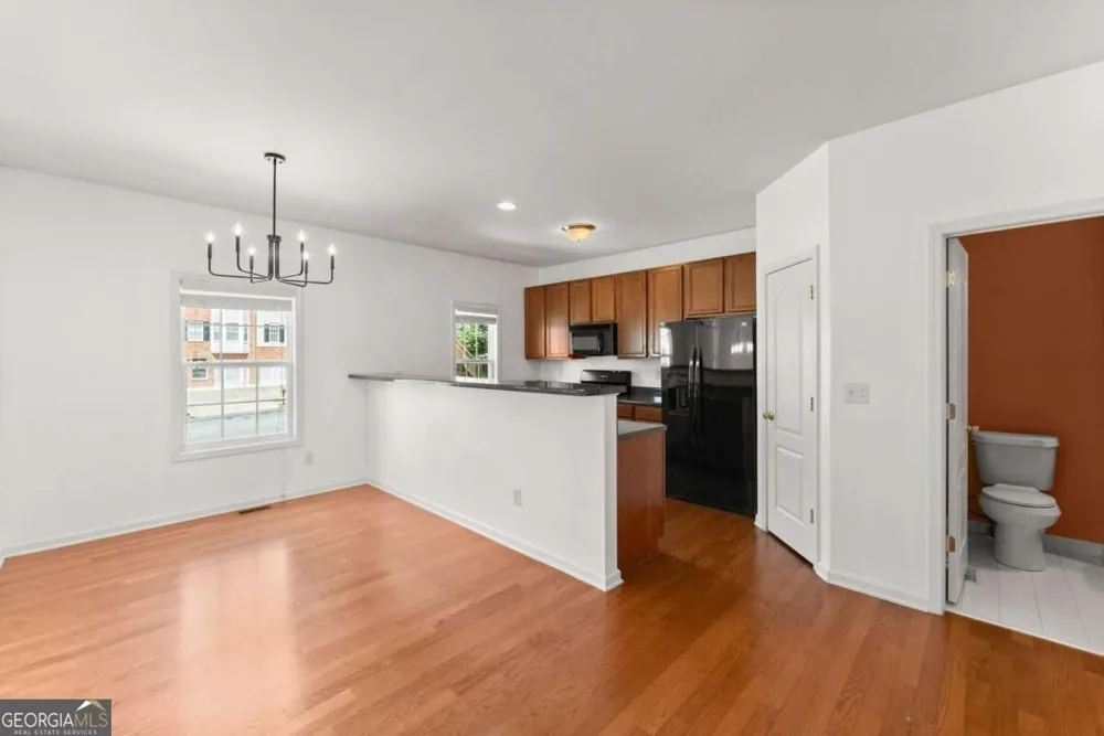 446 Sandtrap LN Buford, GA 30518