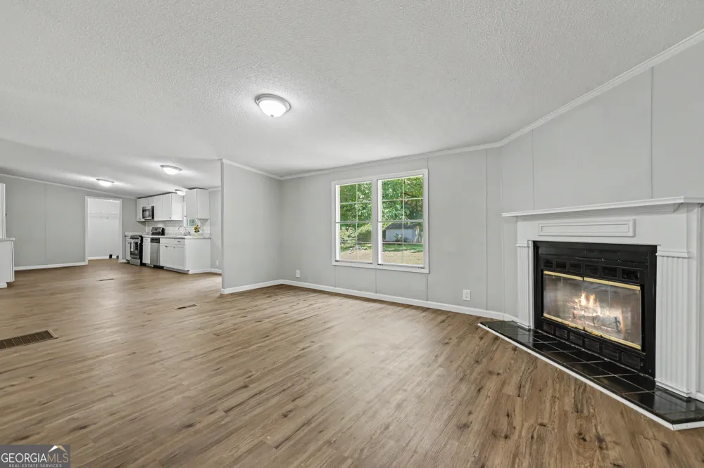 218 Hightower TRL Jefferson, GA 30549