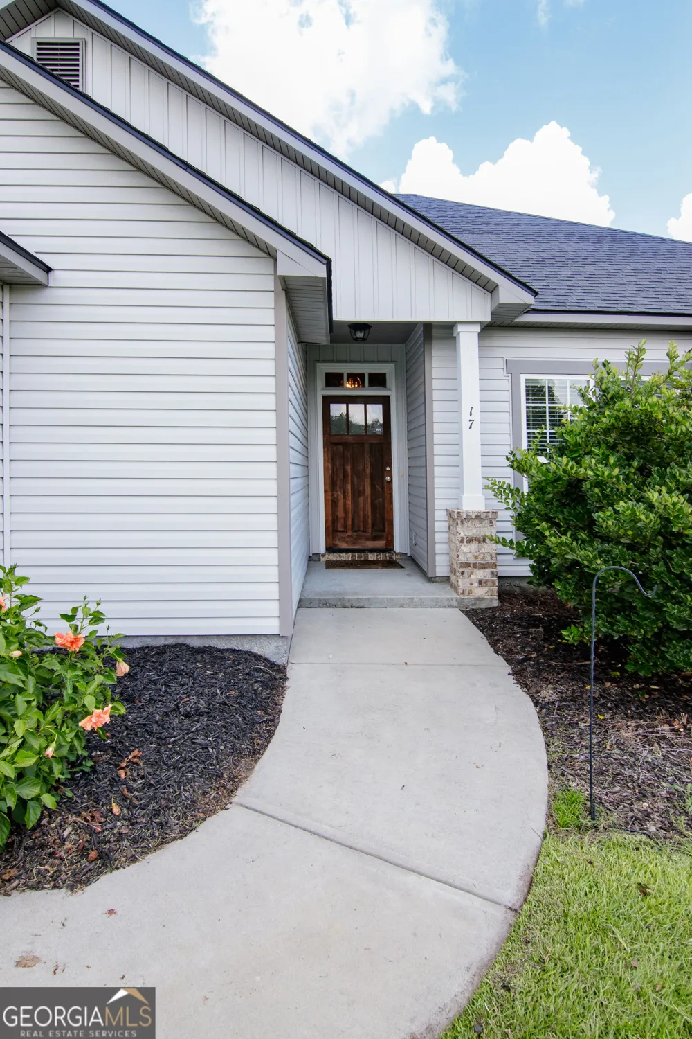 17 Barrett LN Lakeland, GA 31635