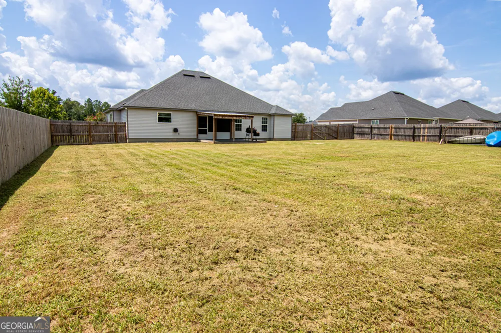 17 Barrett LN Lakeland, GA 31635