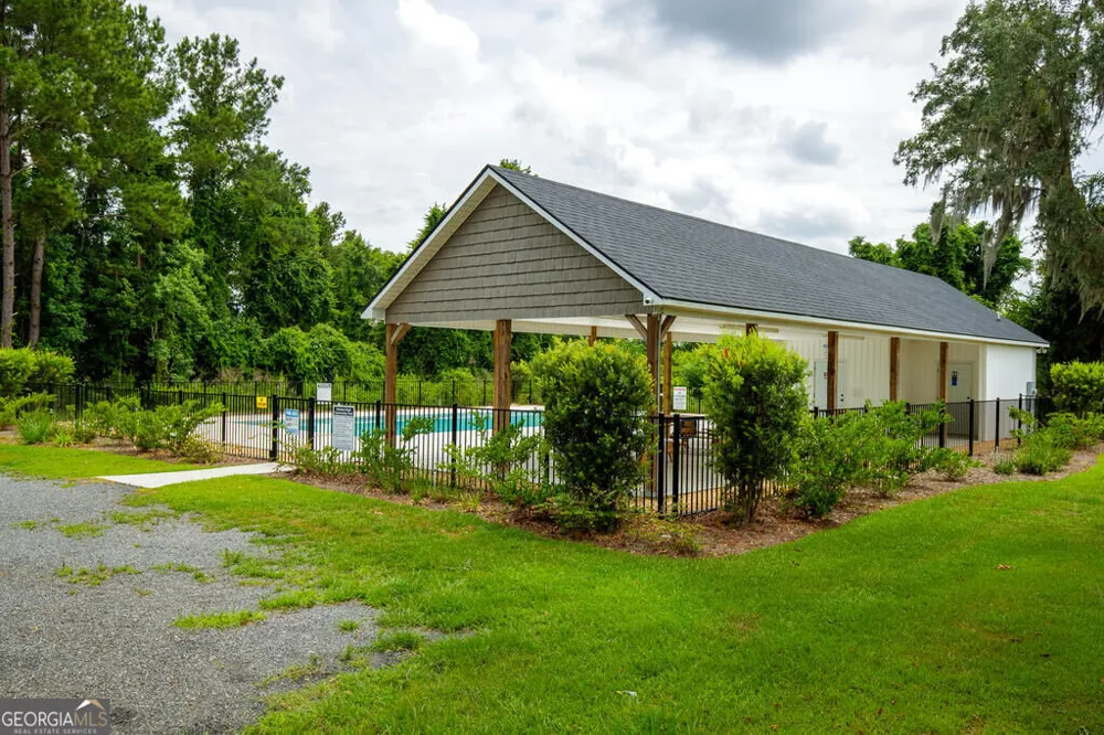 17 Barrett LN Lakeland, GA 31635