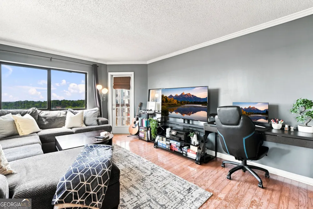 795 Hammond DR Sandy Springs, GA 30328