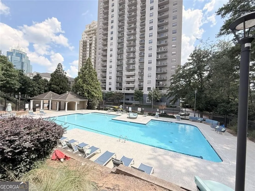 795 Hammond DR Sandy Springs, GA 30328