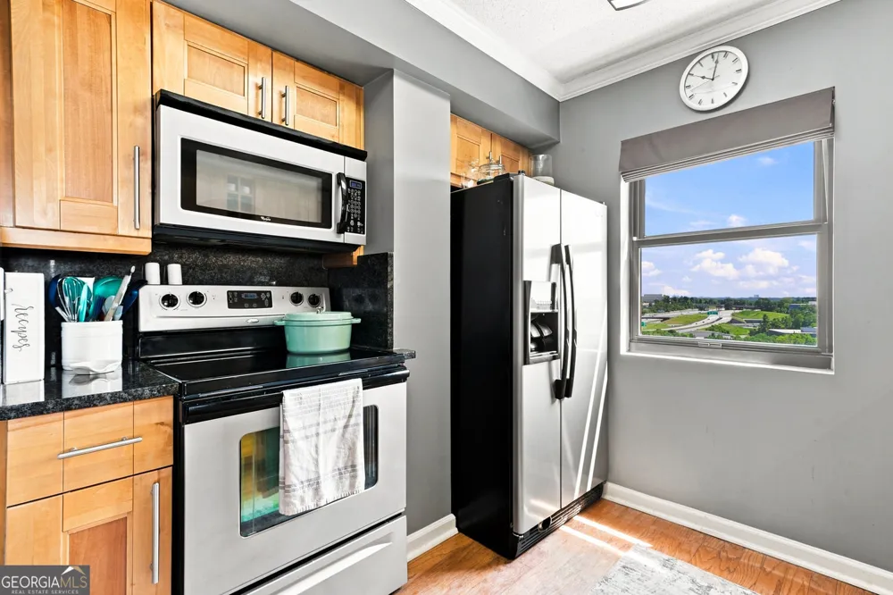 795 Hammond DR Sandy Springs, GA 30328