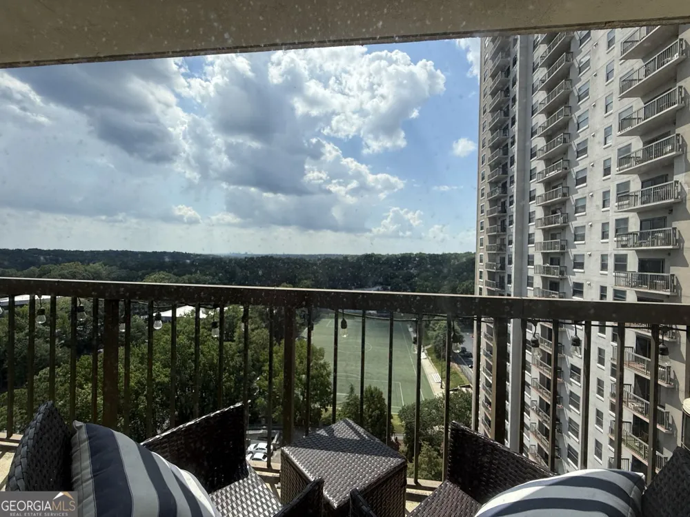 795 Hammond DR Sandy Springs, GA 30328