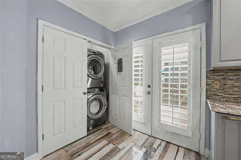 1004 Glen Ivy Marietta, GA 30062