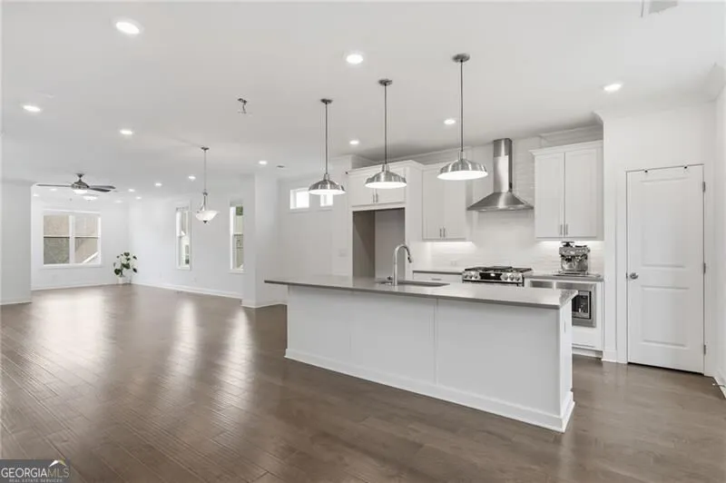 835 Green Sapling TRL Suwanee, GA 30024