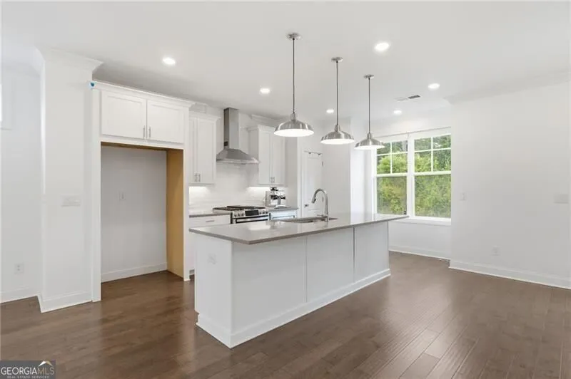 835 Green Sapling TRL Suwanee, GA 30024
