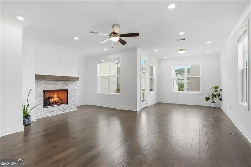835 Green Sapling TRL Suwanee, GA 30024