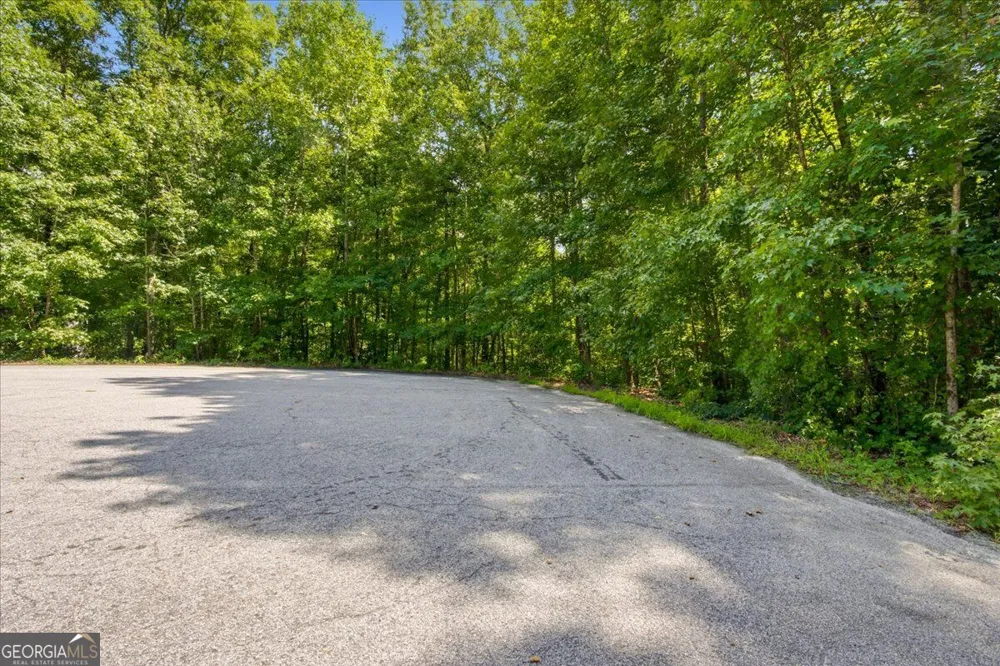 200 Gina DR Carrollton, GA 30116