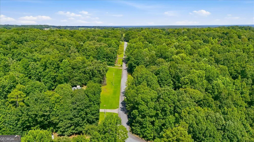 200 Gina DR Carrollton, GA 30116