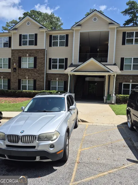 1301 Fairington Village DR
