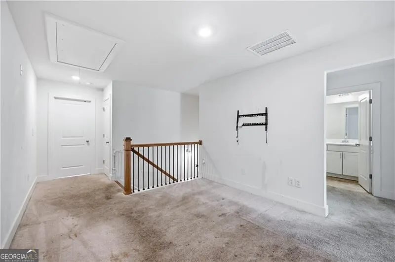 5825 Radford LOOP Fairburn, GA 30213