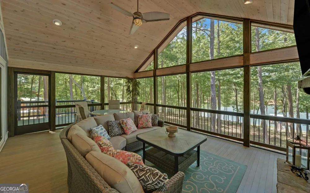 47 Landing CT Hartwell, GA 30643