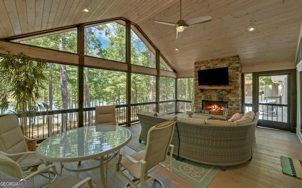 47 Landing CT Hartwell, GA 30643