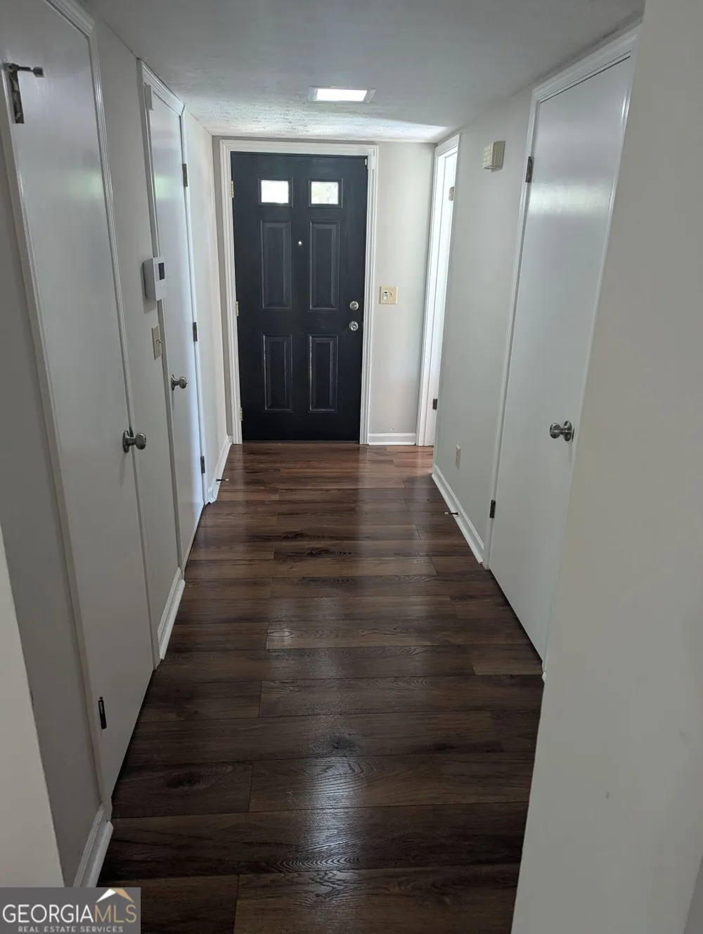 945 Hemingway RD Stone Mountain, GA 30088