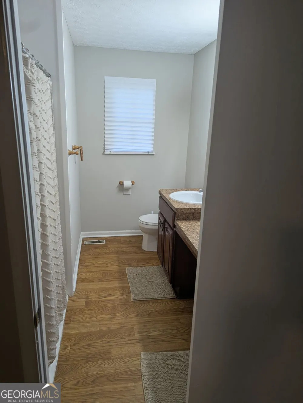 945 Hemingway RD Stone Mountain, GA 30088