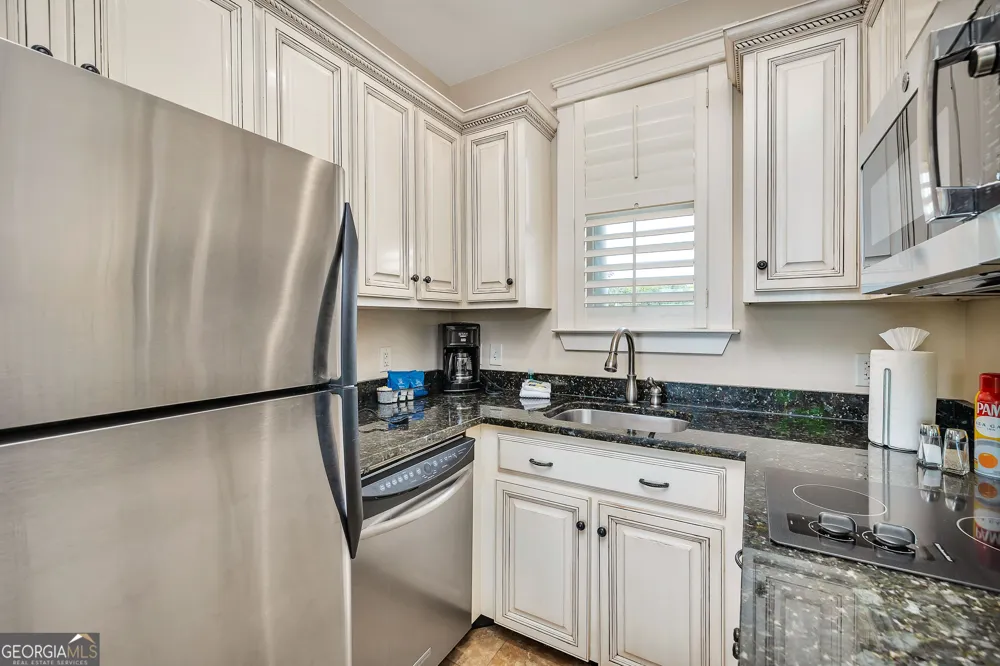 1015 Beachview DR St. Simons, GA 31522