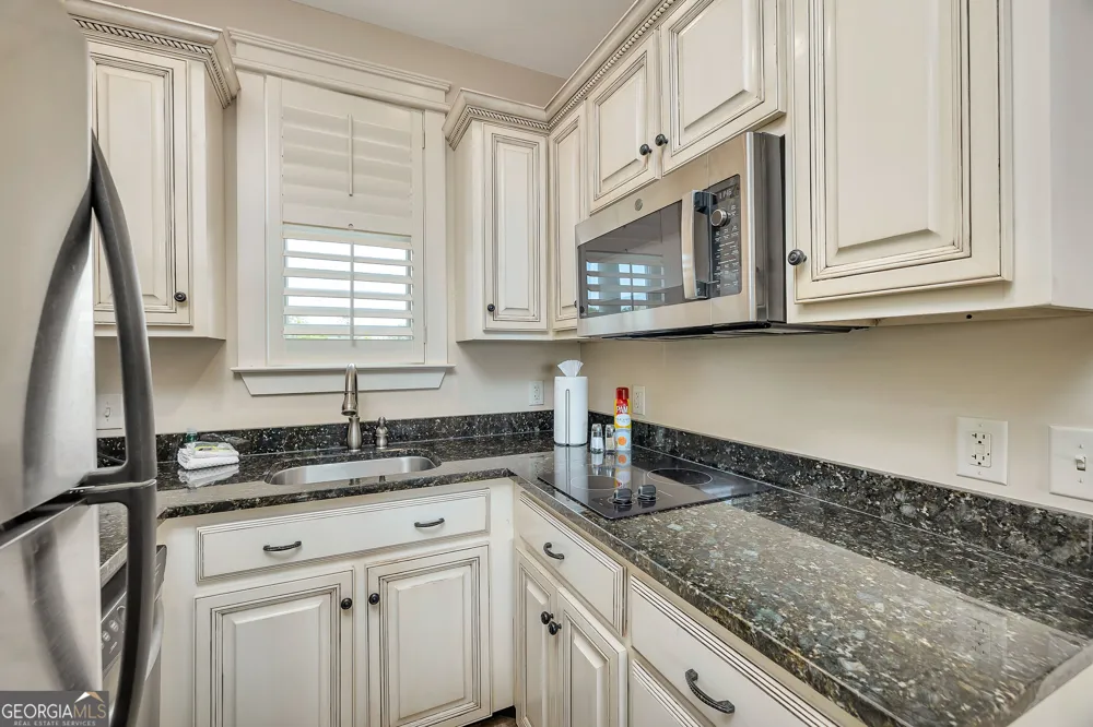 1015 Beachview DR St. Simons, GA 31522