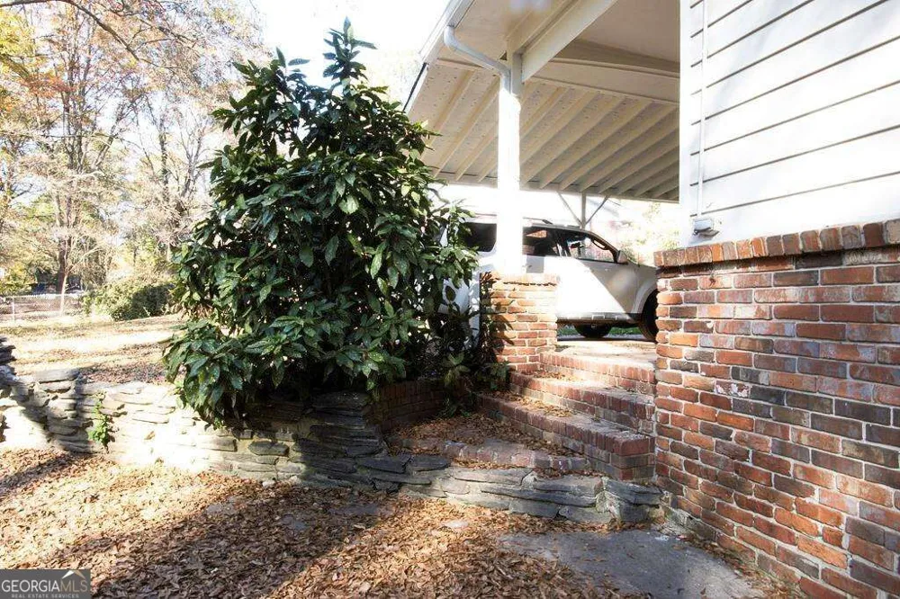 916 Jones Mill RD Cartersville, GA 30120