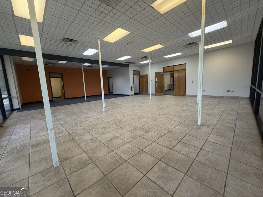 305 S Main ST Statesboro, GA 30458