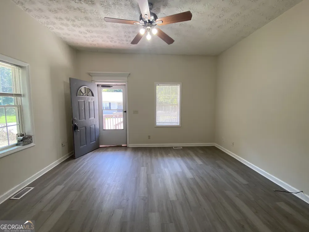 125 Hubbard ST Monroe, GA 30655
