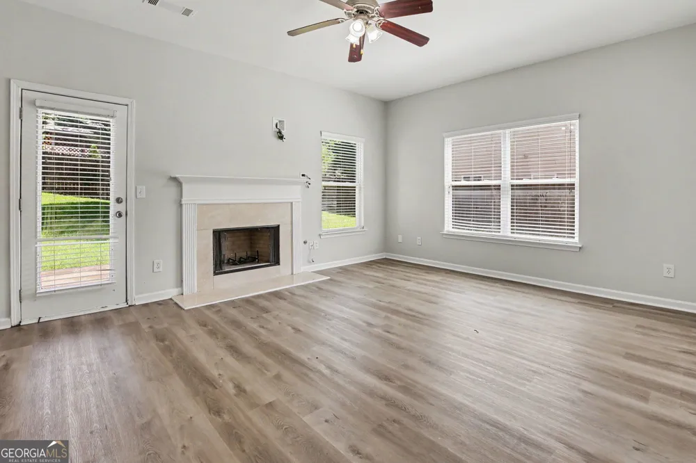 1020 Buckingham TER Fairburn, GA 30213