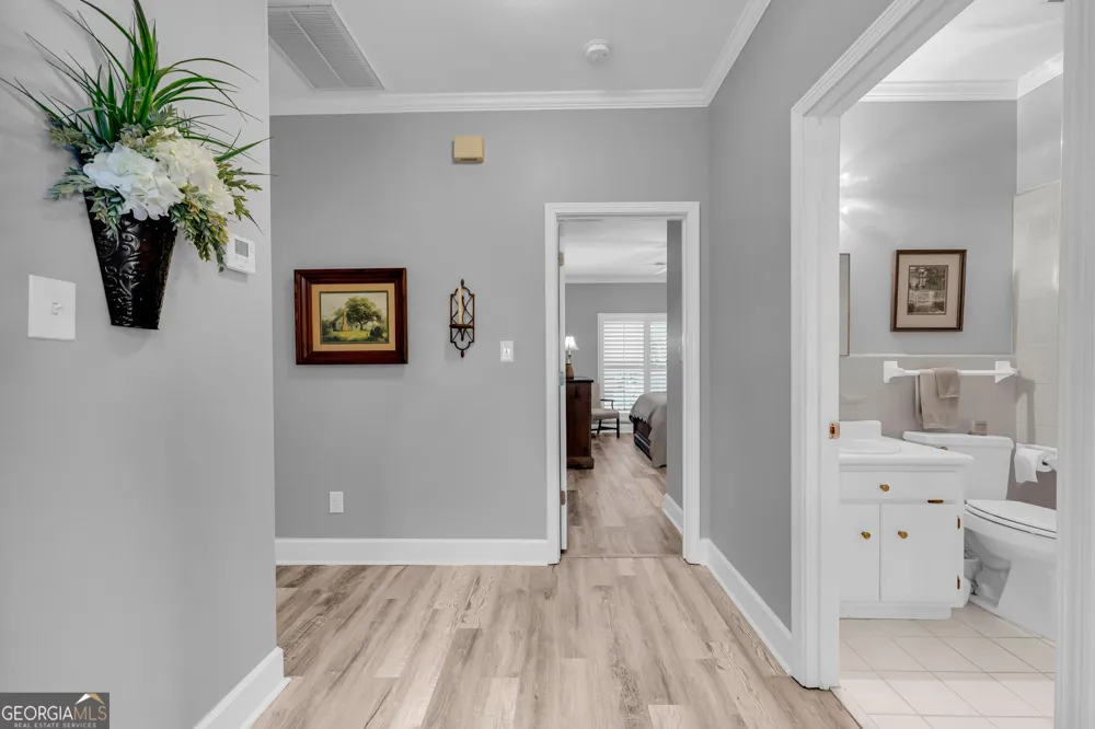 18 Somerset CT Hartwell, GA 30643