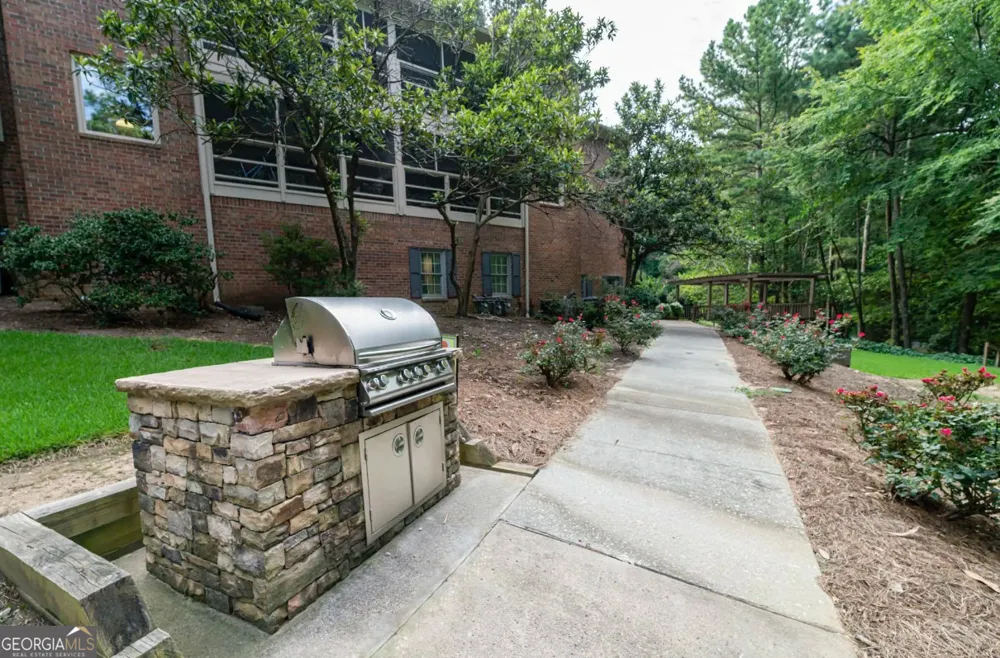 1831 Briarcliff CIR NE Atlanta, GA 30329