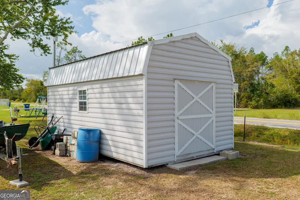 264 Cuttings Loop Road Homerville, GA 31634