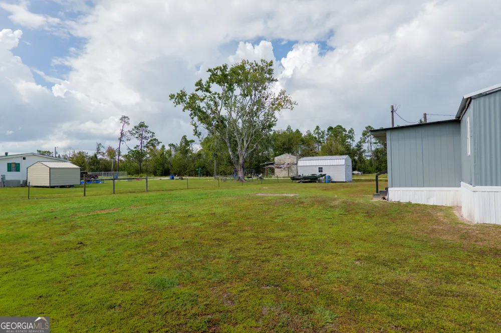 264 Cuttings Loop Road Homerville, GA 31634