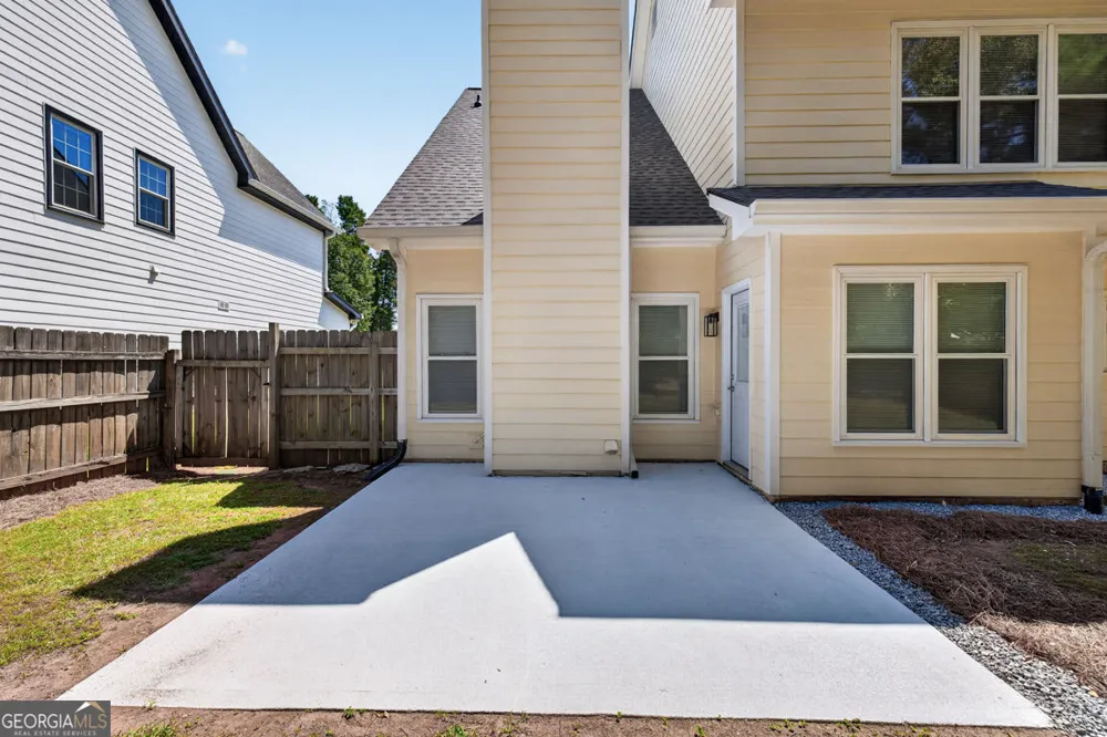 1975 Watercrest CIR Lawrenceville, GA 30043