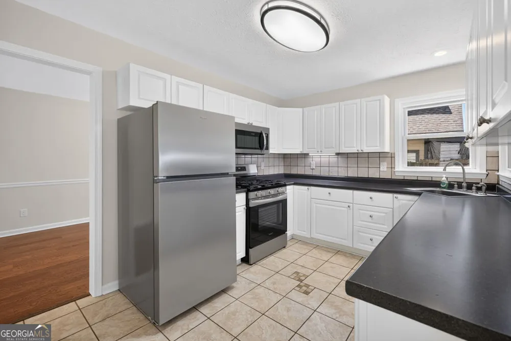 1975 Watercrest CIR Lawrenceville, GA 30043