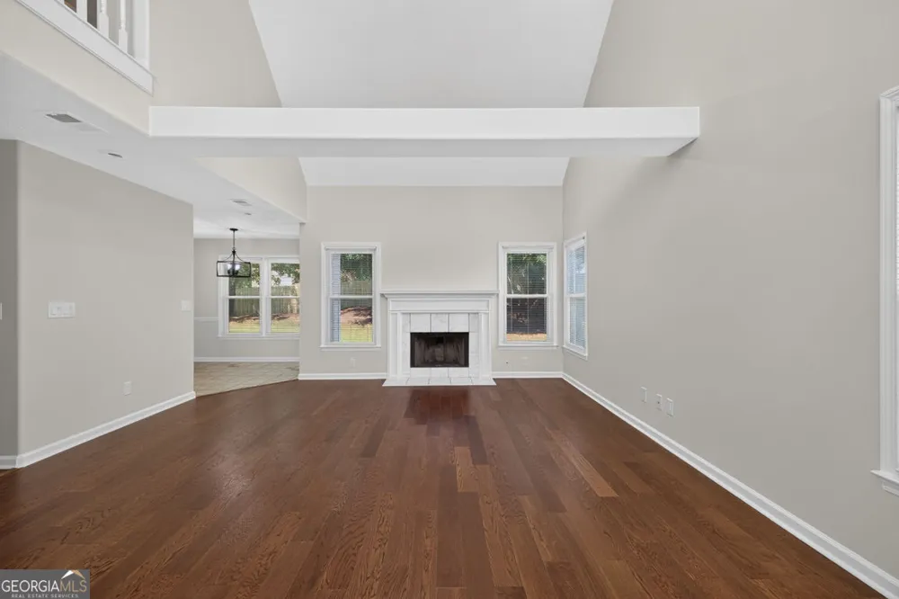 1975 Watercrest CIR Lawrenceville, GA 30043