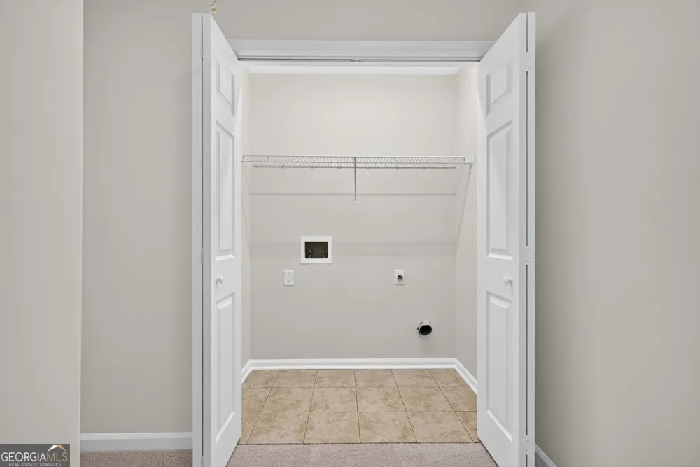 1975 Watercrest CIR Lawrenceville, GA 30043