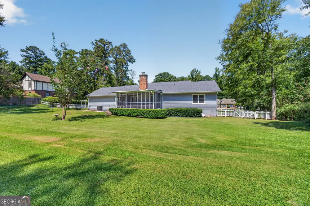 3631 Sussex DR NE Milledgeville, GA 31061