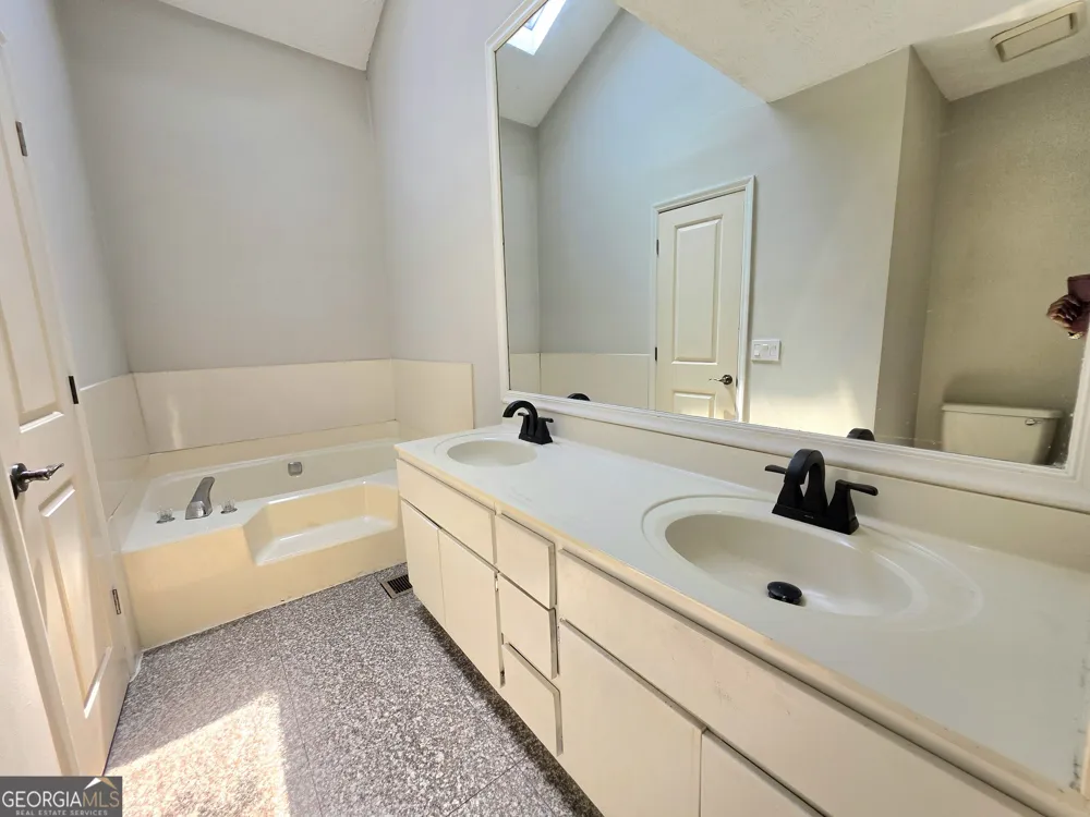 3414 Misty Harbour TRL Atlanta, GA 30340