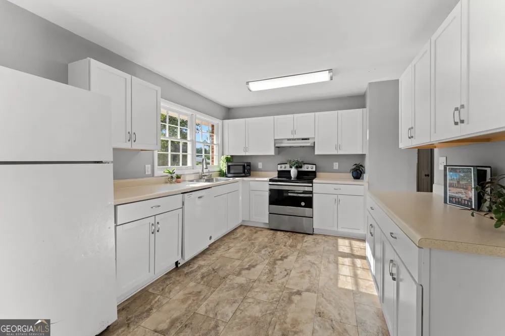 316 Terrell ST Warner Robins, GA 31088