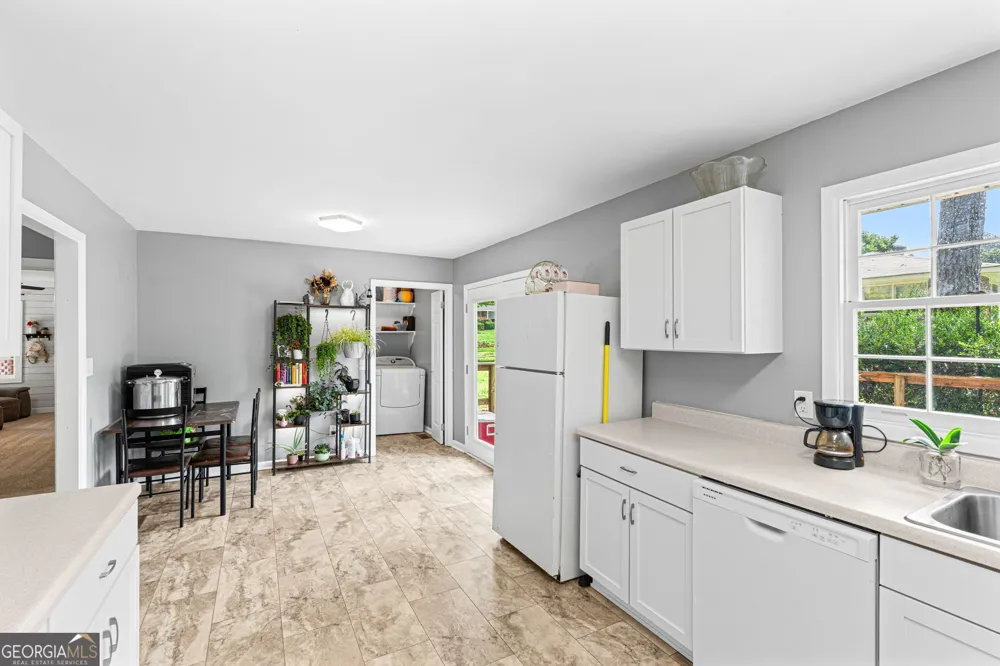 316 Terrell ST Warner Robins, GA 31088