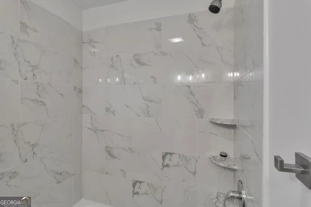 1436 Lanvale DR SW Atlanta, GA 30310