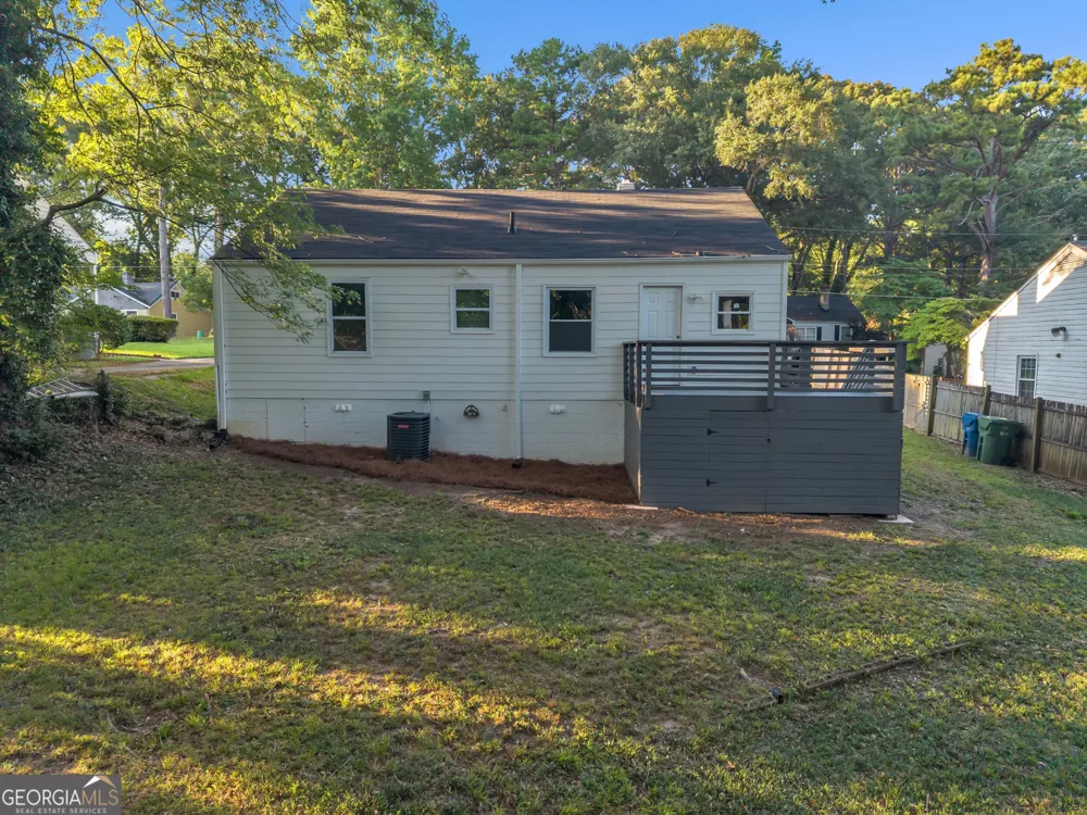 1436 Lanvale DR SW Atlanta, GA 30310