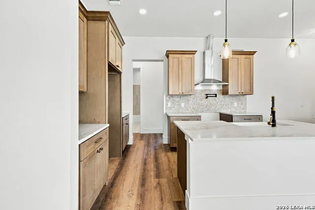 486 WOOD VIEW CIR Bandera, TX 78003