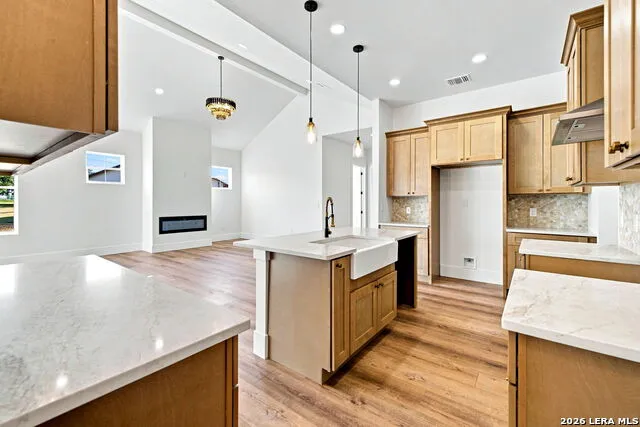 486 WOOD VIEW CIR Bandera, TX 78003