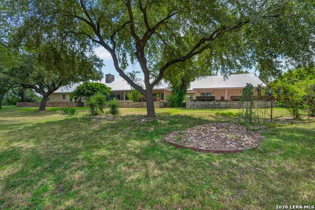 2234 Us Highway 90 Castroville, TX 78009
