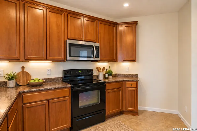 8011 Jalane Park San Antonio, TX 78255