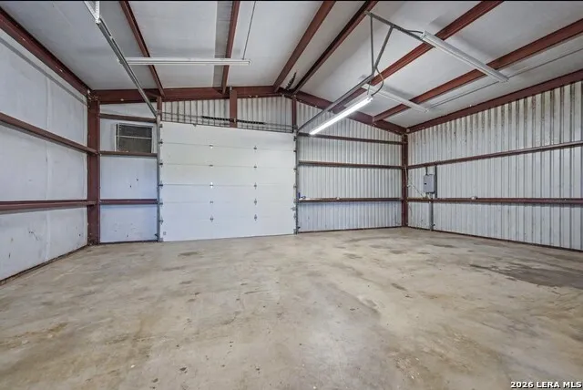 247 S Palo Alto Dr Floresville, TX 78114