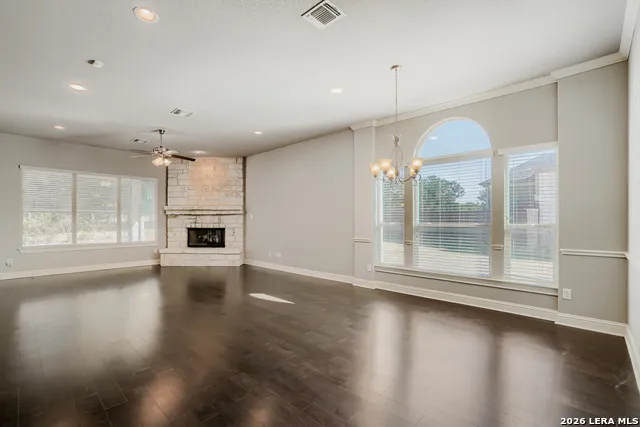 323 Allemania Dr New Braunfels, TX 78132